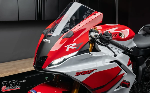 TST Mirror Block Off Plates for Yamaha YZF-R7 2026+ - Image 4