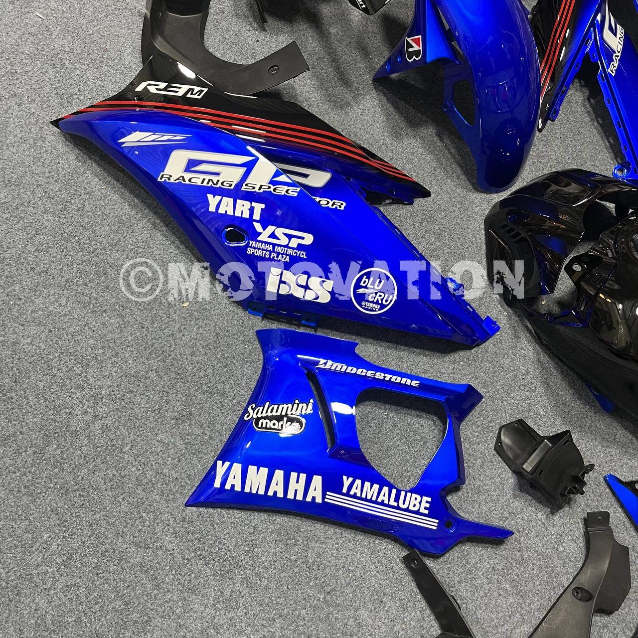 Yamaha R25 2019-2024 Blue with Black ABS Fairings | Motovation Frgs - Image 4