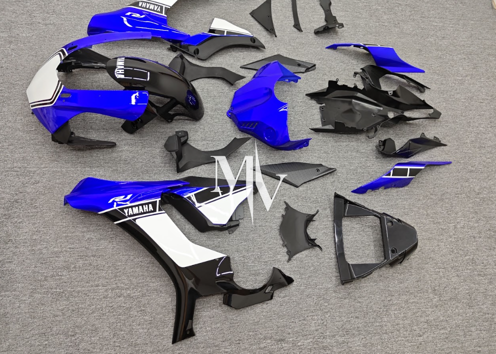 Yamaha R1 2015-2019 Blue with White ABS Fairings | Motovation Frgs - Image 4