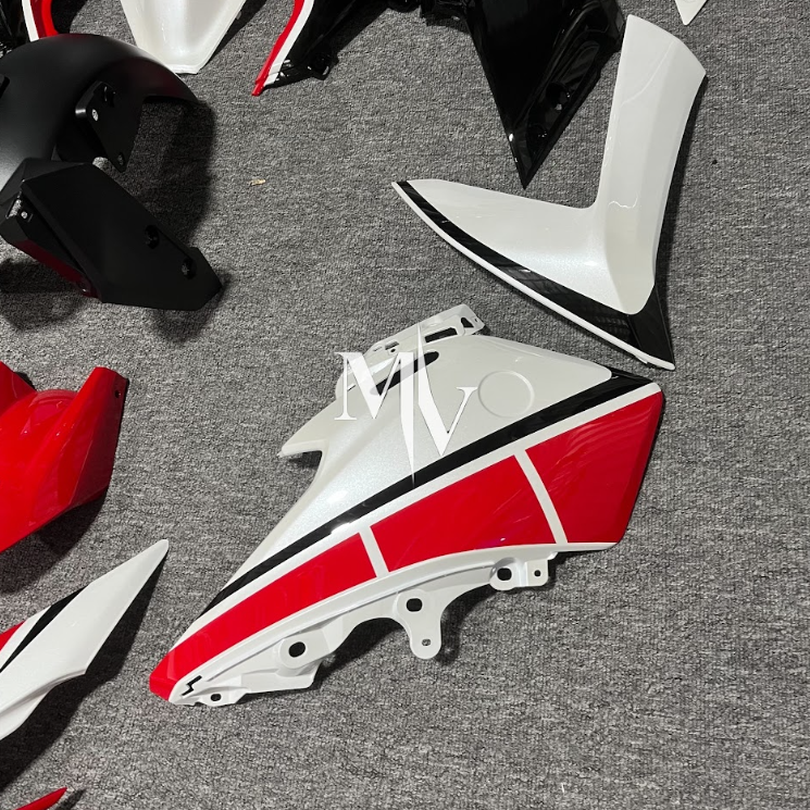 Yamaha TMAX560 2022 - 2025 Red with White & Black ABS Fairings | Motovation Frgs - Image 5