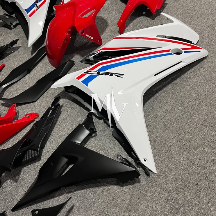 Honda CBR500R 2016-2018 White with Red ABS Fairings | Motovation Frgs - Image 4