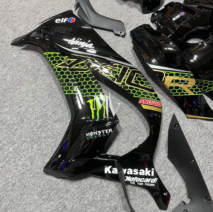 Kawasaki ZX10R 2011-2015 Black with Green ABS Fairings | Motovation Frgs - Image 3