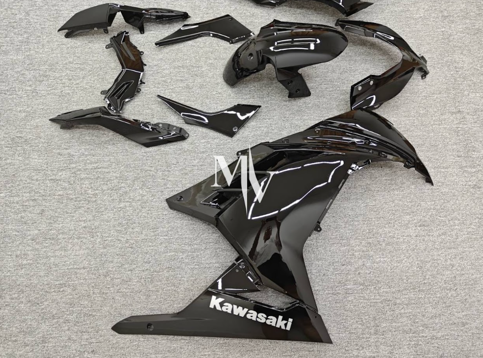 Kawasaki NINJA 250 2018-2024 Black ABS Fairings | Motovation Frgs - Image 2