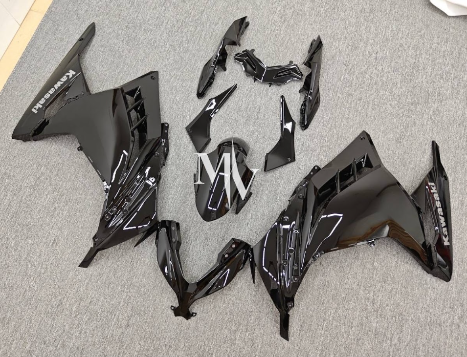 Kawasaki NINJA 250 2013-2017 Black ABS Fairings | Motovation Frgs - Image 4