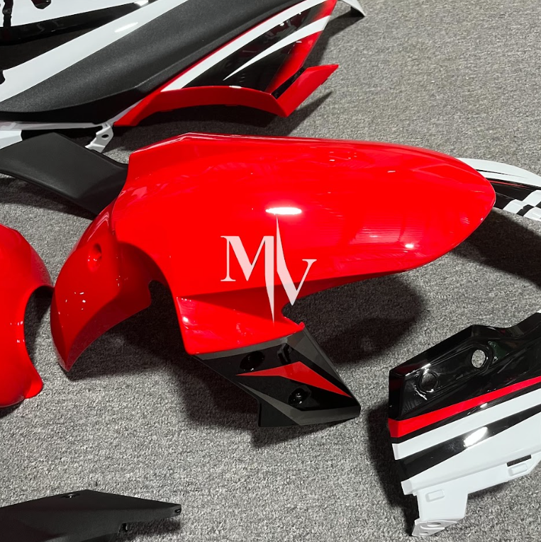 Kawasaki NINJA 250 2013-2017 Red with White & Black ABS Fairings | Motovation Frgs - Image 7