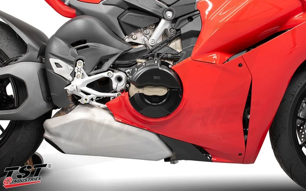 Womet-Tech Clutch Cover Protector for Ducati Panigale V4 2018+ - Image 2