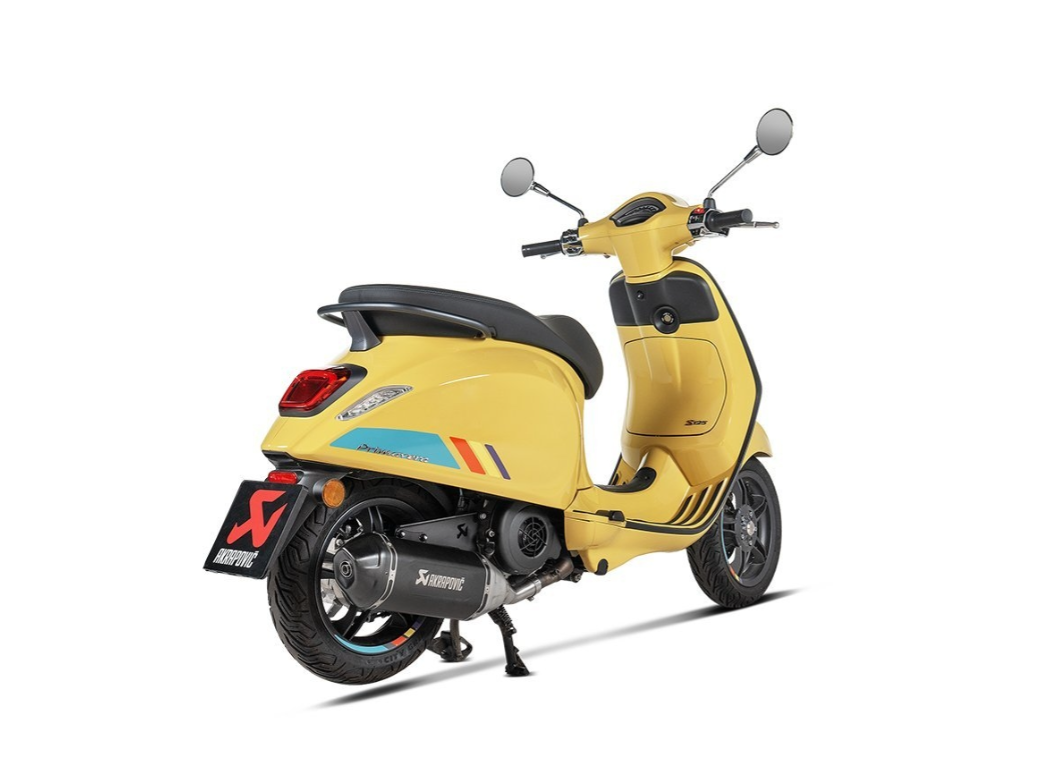 AKRAPOVIC STAINLESS STEEL SILENCER PIAGGIO VESPA PRIMAVERA 125 / S / TOURING / SPRINT 2024-2026 - Slip on - Image 4