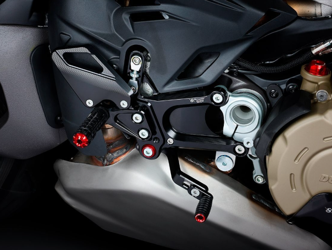 BONAMICI RACING ADJUSTABLE REARSETS DUCATI STREETFIGHTER V4/S 2025 - Image 3